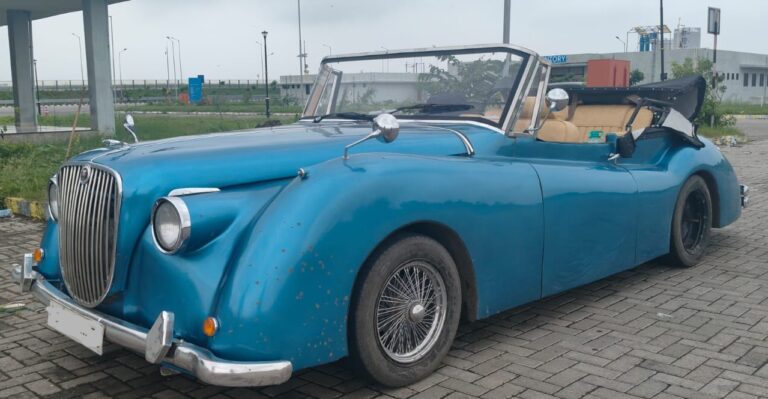 Jaguar vintage car rent bangalore